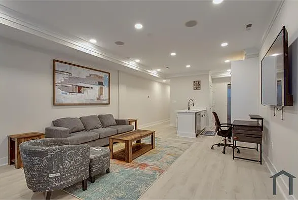 1 bed, $2,500 — Photo 4