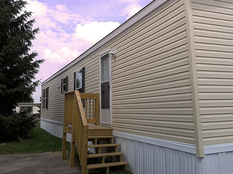 1st image of 10 E Dogwood Dr