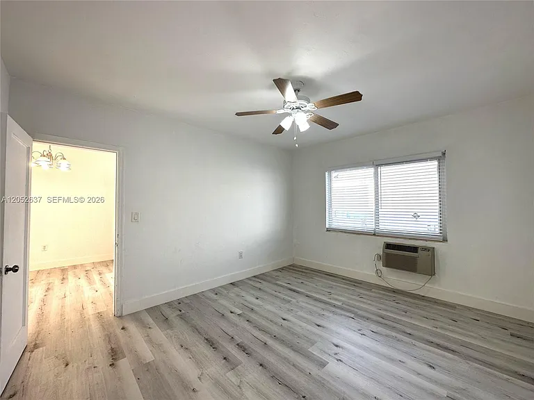 955 Bay Dr #7 — Photo 14