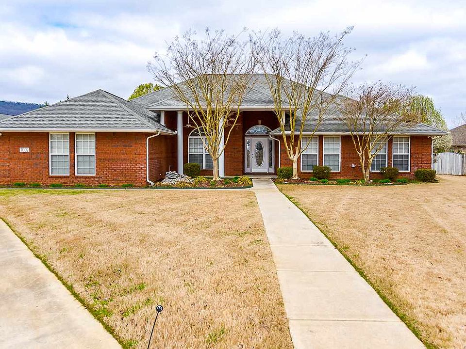 1st image of 7002 Rose Grove Cir SE