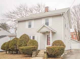 21 Summit Ave, Norwood, MA 02062