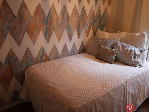 3rd image of 321 E 12th St APT 6