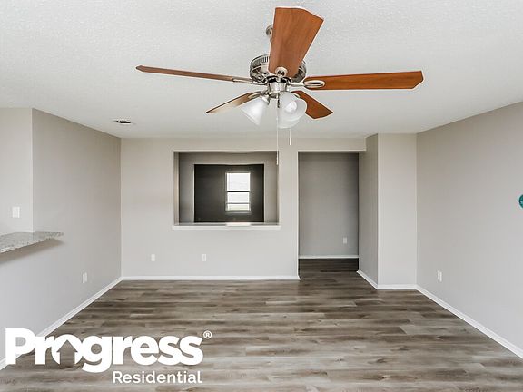 3rd image of 632 Snapdragon Ln