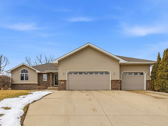 2nd image of 1710 16th St SW