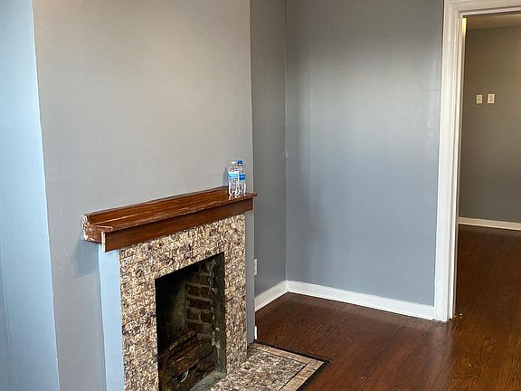 5th image of 5402 S Wells St #1