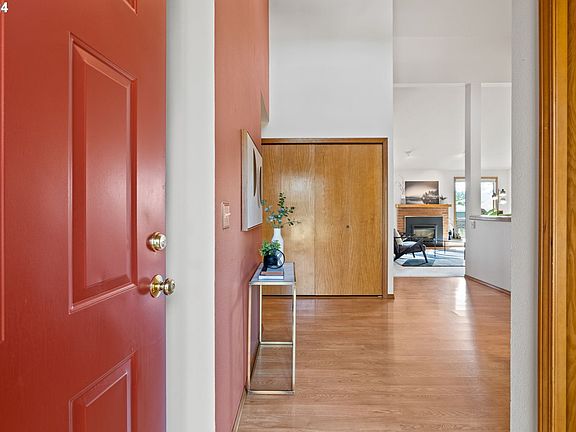 3rd image of 12520 SW 128th Ave