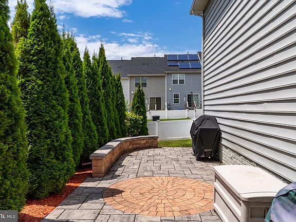 2nd image of 22376 Winding Woods Way