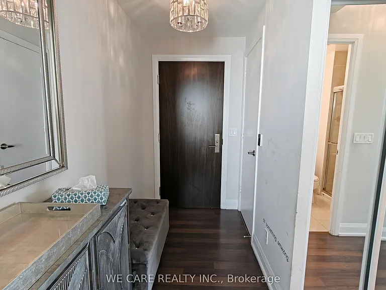 68 Canterbury Pl #Penthouse 05 — Photo 5