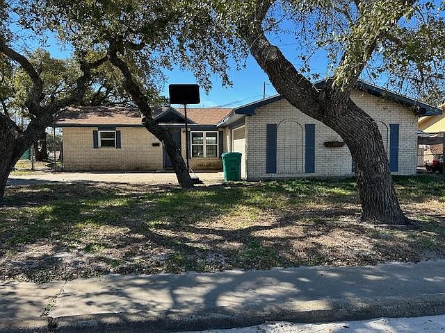 1st image of 1307 W Palm Dr