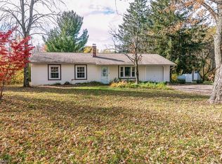 12684 Auburn Rd, Chardon, OH 44024