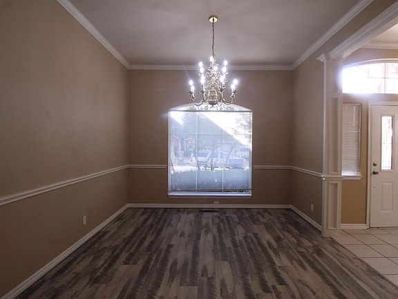 3rd image of 15804 Shadow Mountain Dr