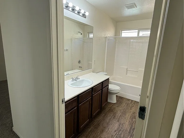 9535 Knopfler Ln — Photo 12