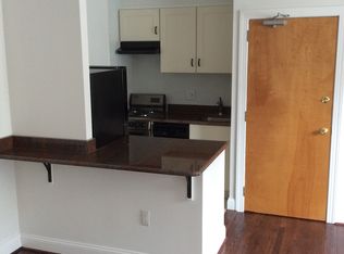 118 N 21st St APT 2R, Philadelphia, PA 19103