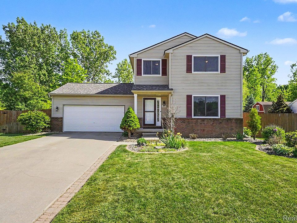 1st image of 9312 Sandy Hollow Ln