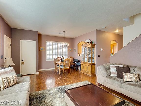 5th image of 10029 La Paca Ave