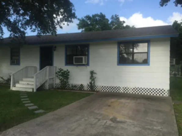 4900 River Ln, Corpus Christi, TX 78410