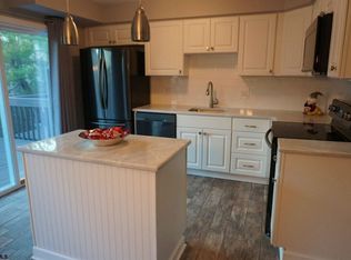 32 Beacon Ln, Brigantine, NJ 08203