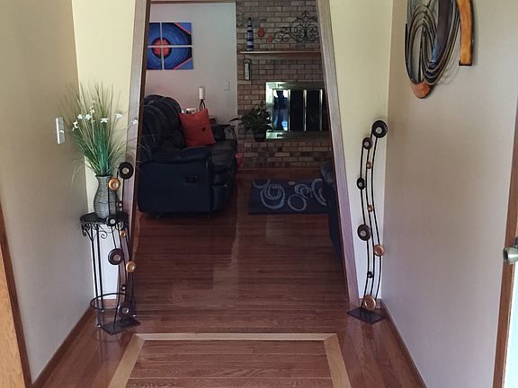 Picture Framed Oak Entry