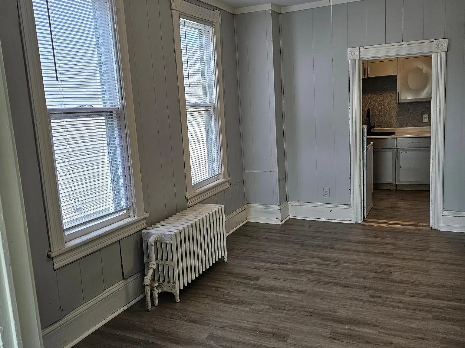 1 bed, 900 sqft, $1,000 — Photo 2