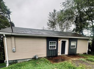 502 Midway Rd, Crab Orchard, WV 25827