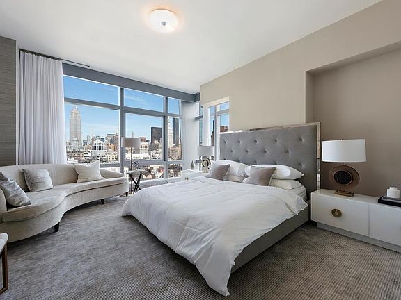 2nd image of 35 W 15th St APT 20A