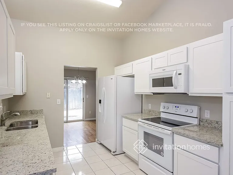2125 S Elkhart St — Photo 6