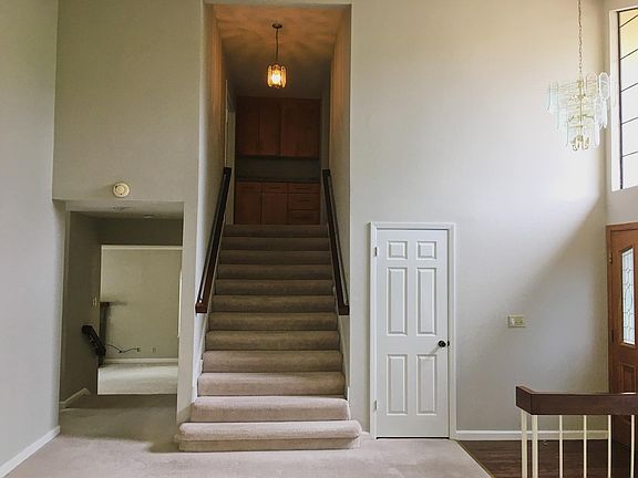 5th image of 44508 Arapaho Ave