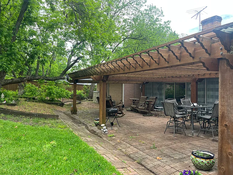 14140 Hillcrest Rd — Photo 18