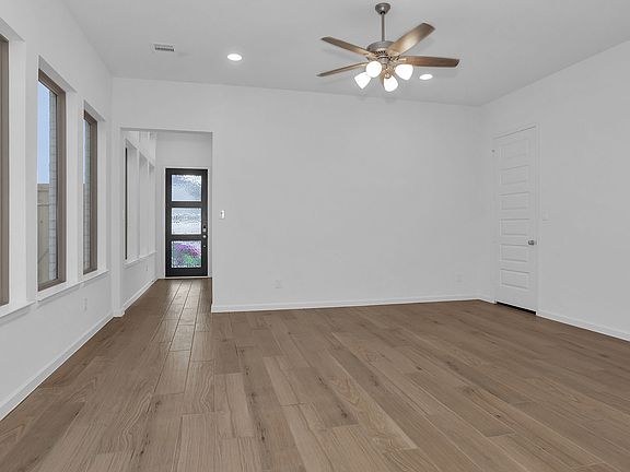 3rd image of 223 Bright Valley Way