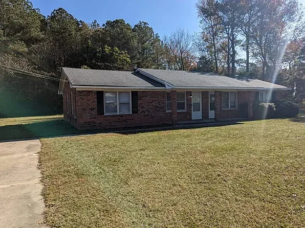 317 Longview Dr, Kinston, NC 28504
