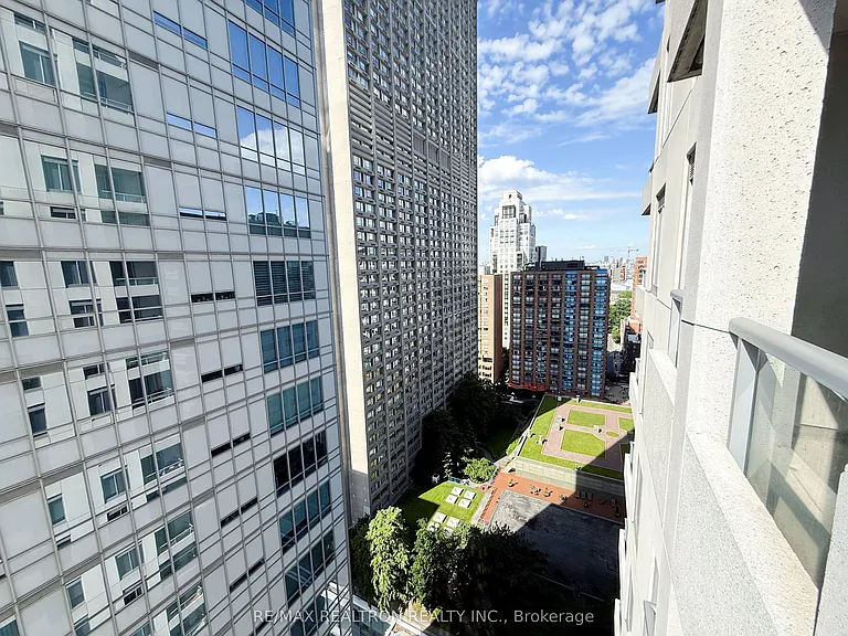 35 Balmuto St #2208 — Photo 17