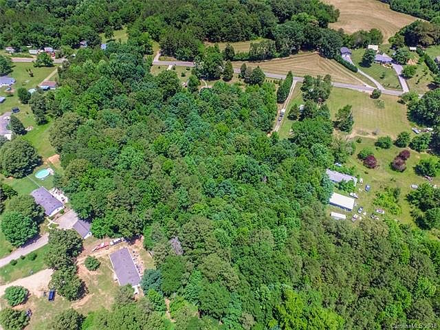 2nd image of 11055 Earnhardt Lake Rd