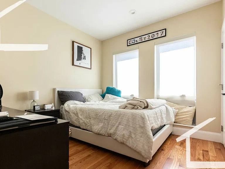 16 Glencoe St #2 — Photo 4