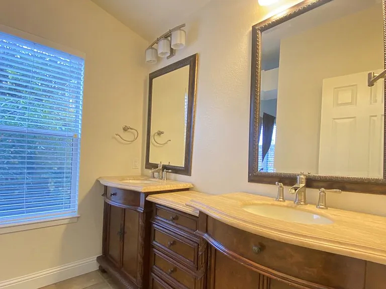 208 Todd Ave — Photo 23
