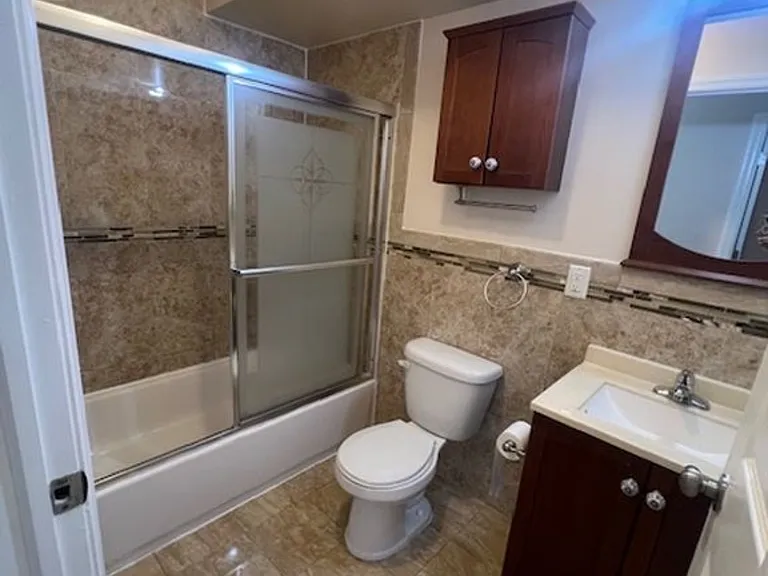 18 Martin Luther King Dr — Photo 9