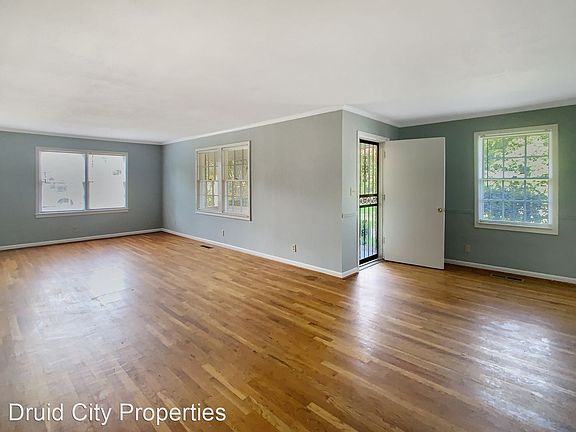 5th image of 2955 Arcadia Dr