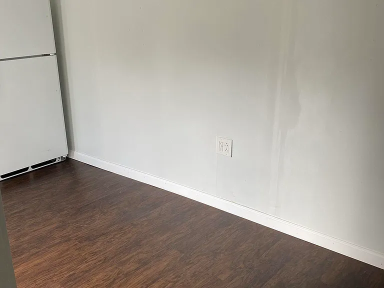61 Pointview Rd #1 — Photo 21
