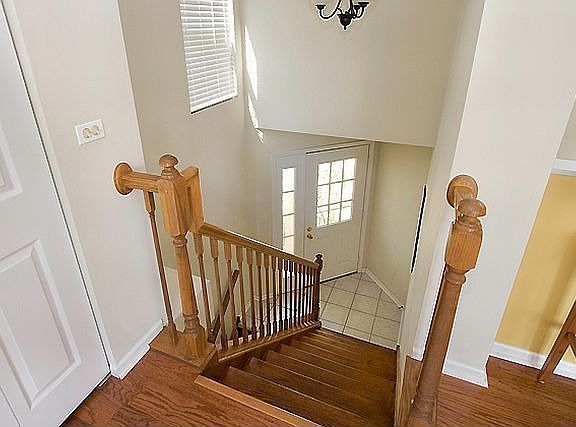 3rd image of 1005 Rockport Dr