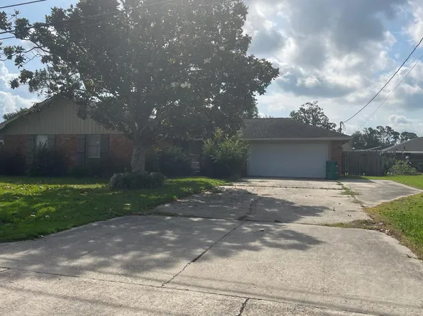411 Lee Dr, Houma, LA 70301