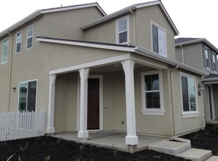 2002 Heartland Ct, Hollister, CA 95023