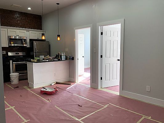 3rd image of 560 Evergreen Ave #3B