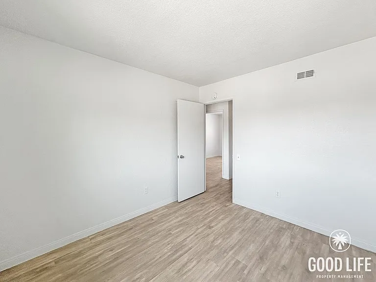 1311 Carnell Ct — Photo 23
