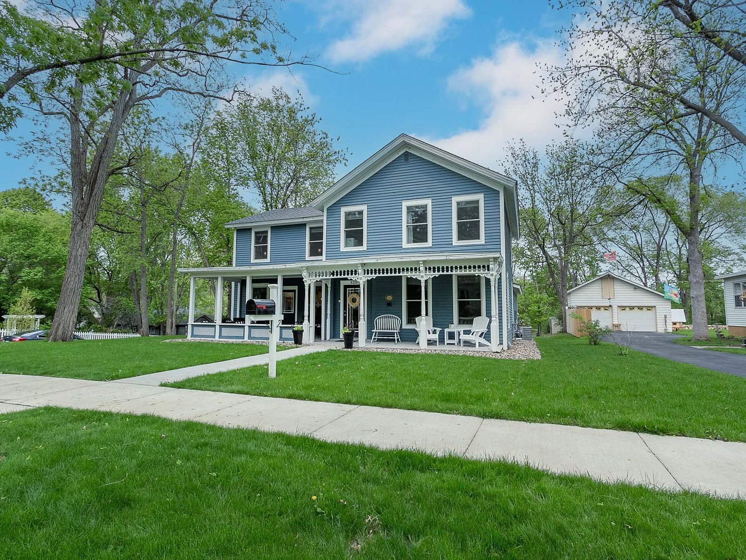 320 7th St W, Hastings, MN 55033 Zillow