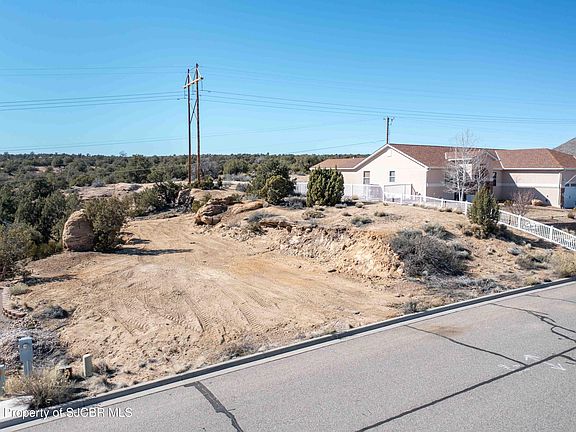 3rd image of 6401 Red Rock Dr