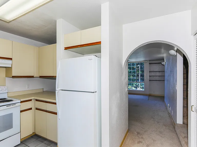 98-282 Kaonohi St #208 — Photo 9