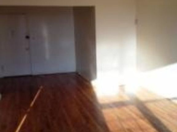4th image of 251 E 29th St APT 6H