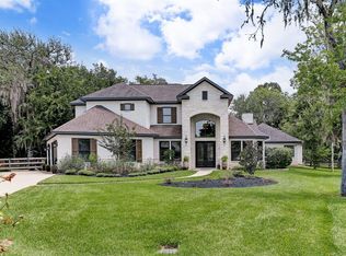 32703 Wales Cir, Weston Lakes, TX 77441