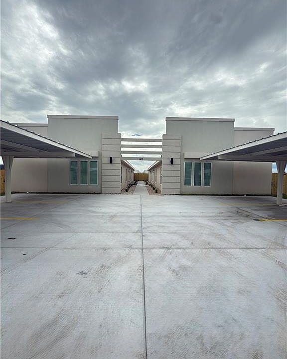 1st image of 1413 Vine Ave #2