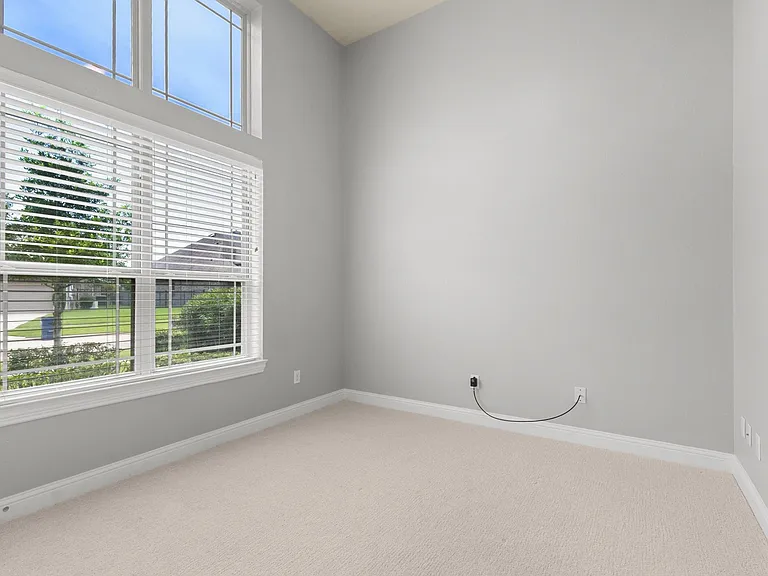 12426 Cumberland Dr — Photo 34