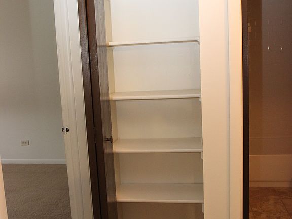 5th image of 86 Olesen Dr APT 200